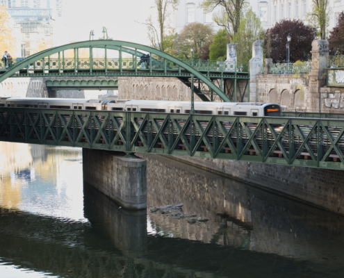 DSC_10090 - NIKON Z50_2 - 35mm - 1_40s - f_5 - ISO-100 neue U4 auf der Brücke